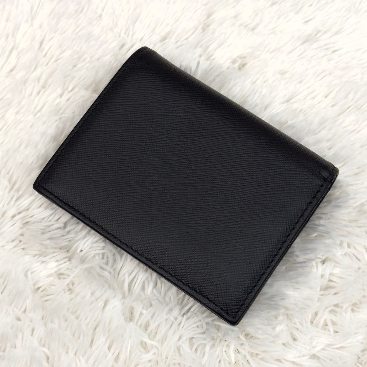 美品 RFID搭載 PRADA プラダ サフィアーノレザー 財布 二つ折り 美品 RFID搭載 PRADA プラダ サフィアーノレザー 財布 二つ折り