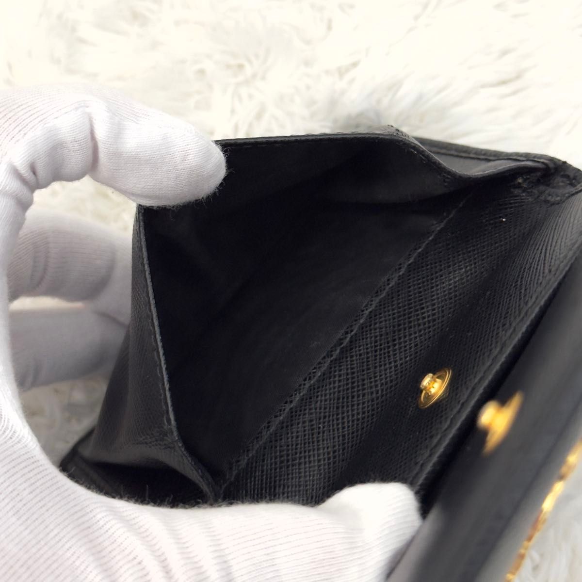美品 RFID搭載 PRADA プラダ サフィアーノレザー 財布 二つ折り 美品 RFID搭載 PRADA プラダ サフィアーノレザー 財布 二つ折り
