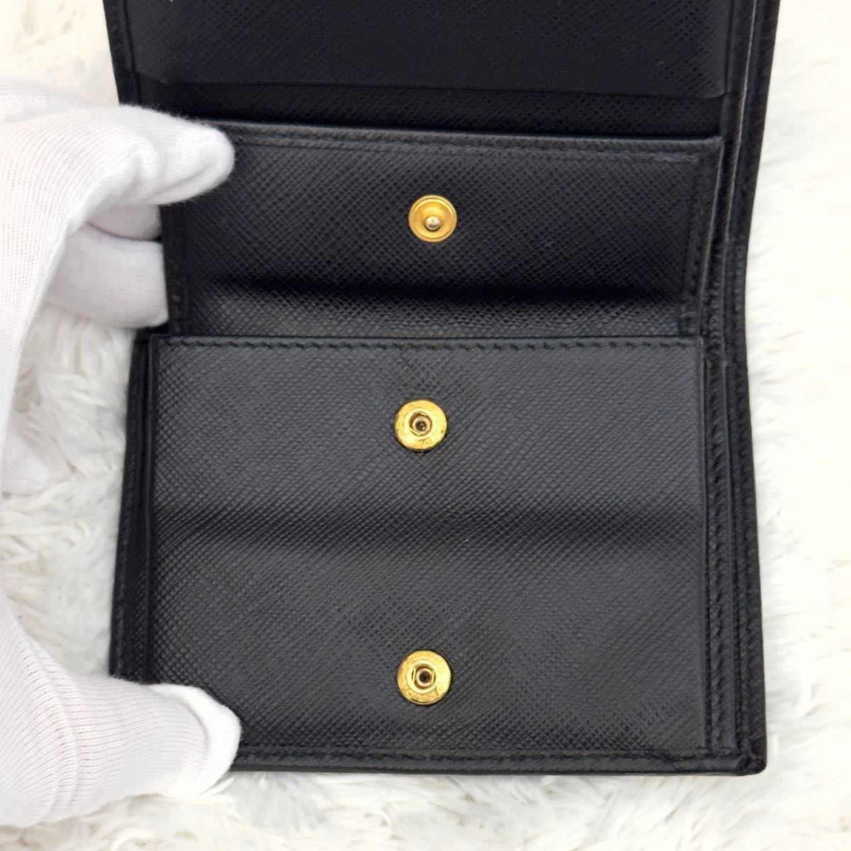 美品 RFID搭載 PRADA プラダ サフィアーノレザー 財布 二つ折り 美品 RFID搭載 PRADA プラダ サフィアーノレザー 財布 二つ折り