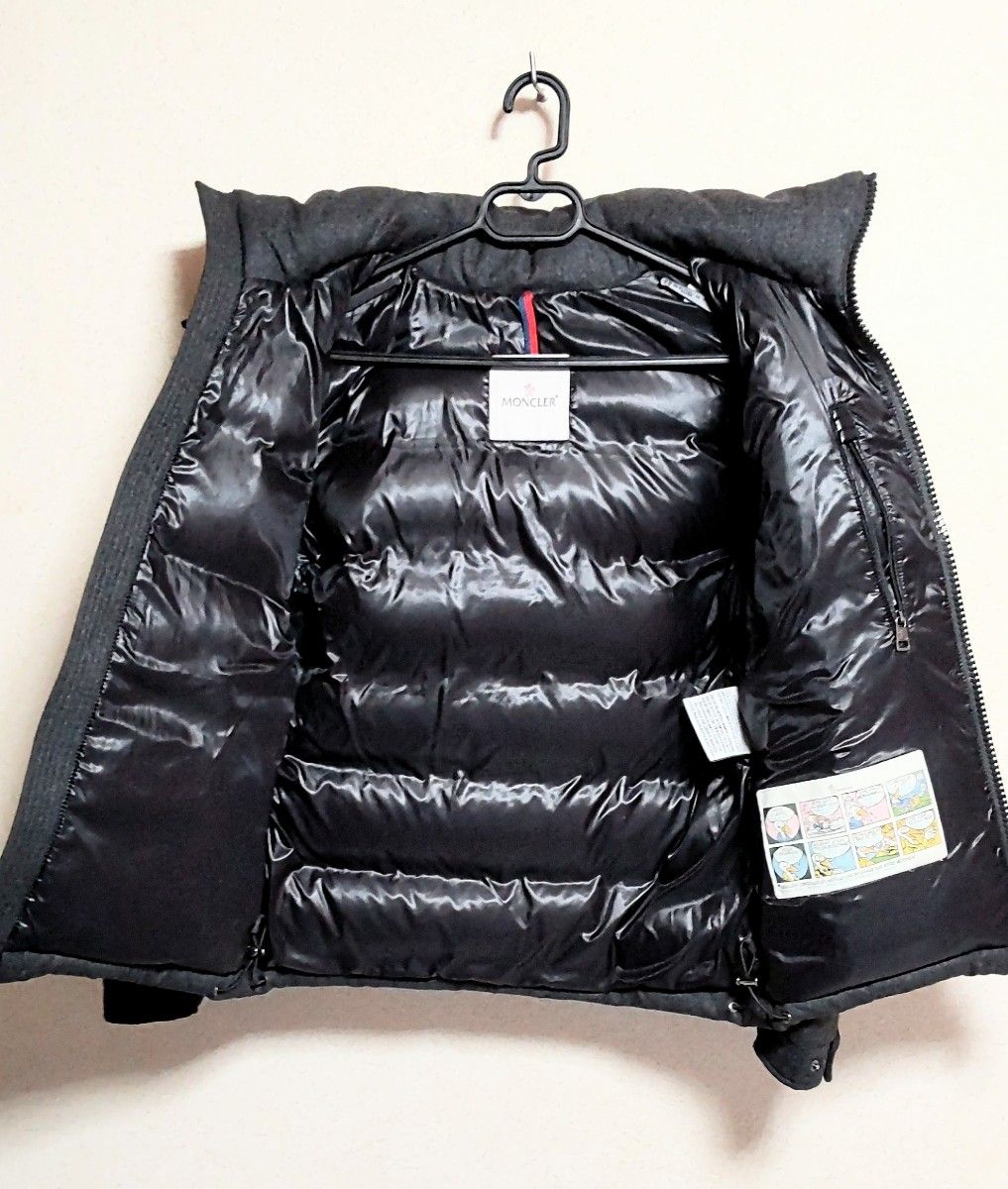 美品 正規品 MONCLER MONTGENEVRE モンクレール モンジュ 美品 正規品 MONCLER MONTGENEVRE モンクレール モンジュ