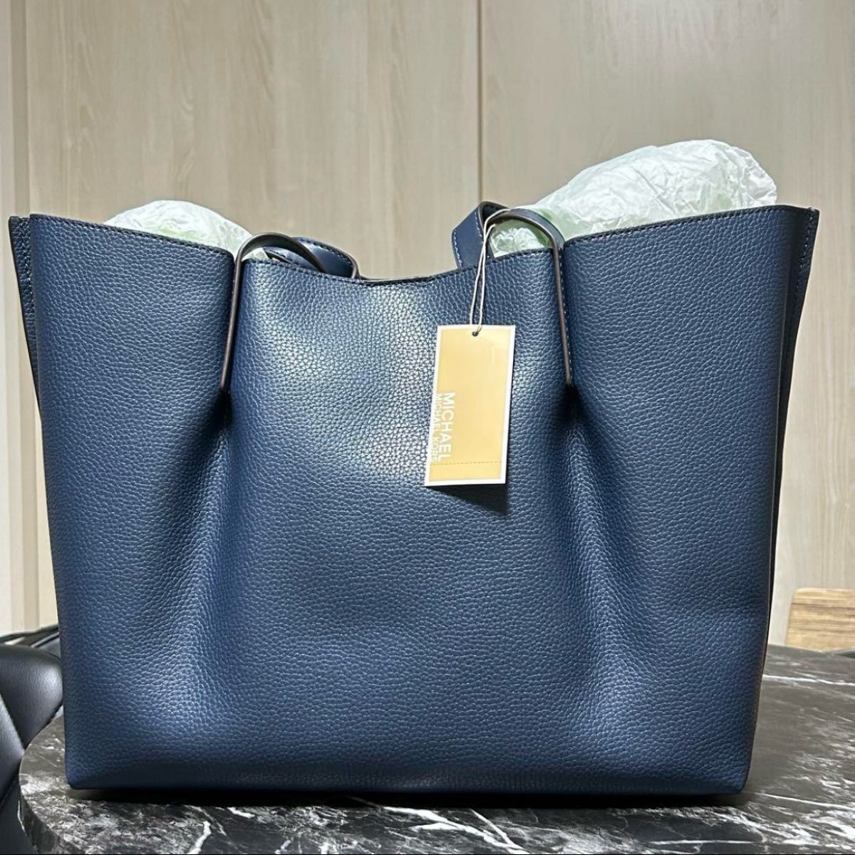 新品】MICHAEL KORS エミリア トートバッグ ネイビー ブルー 新品】MICHAEL KORS エミリア トートバッグ ネイビー ブルー