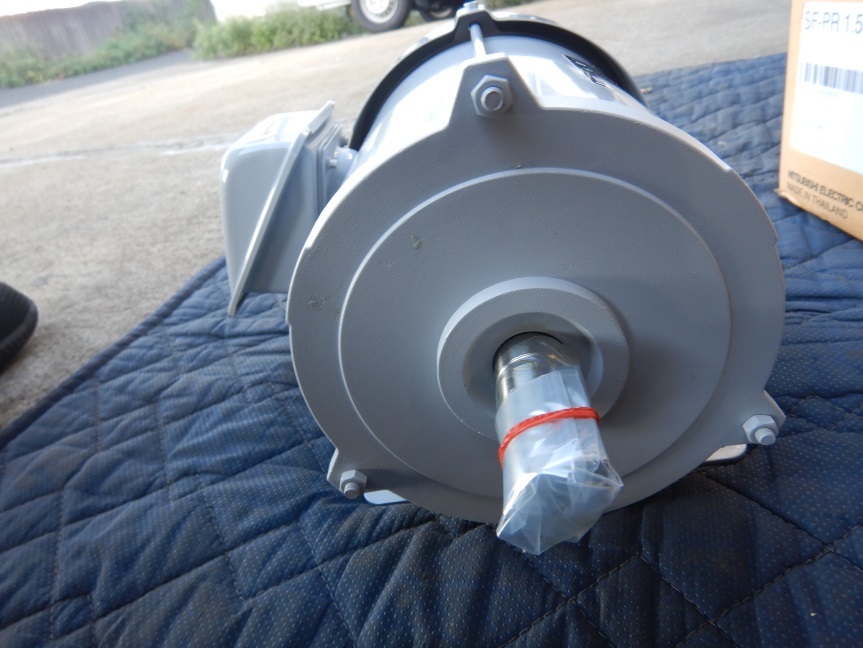 即決税0円未使用品三菱三相モートルSF-PR1.5kw 4P 200V 三相 即決税0円未使用品三菱三相モートルSF-PR1.5kw 4P 200V 三相