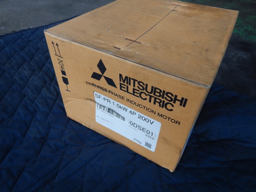 即決税0円未使用品三菱三相モートルSF-PR1.5kw 4P 200V 三相 即決税0円未使用品三菱三相モートルSF-PR1.5kw 4P 200V 三相