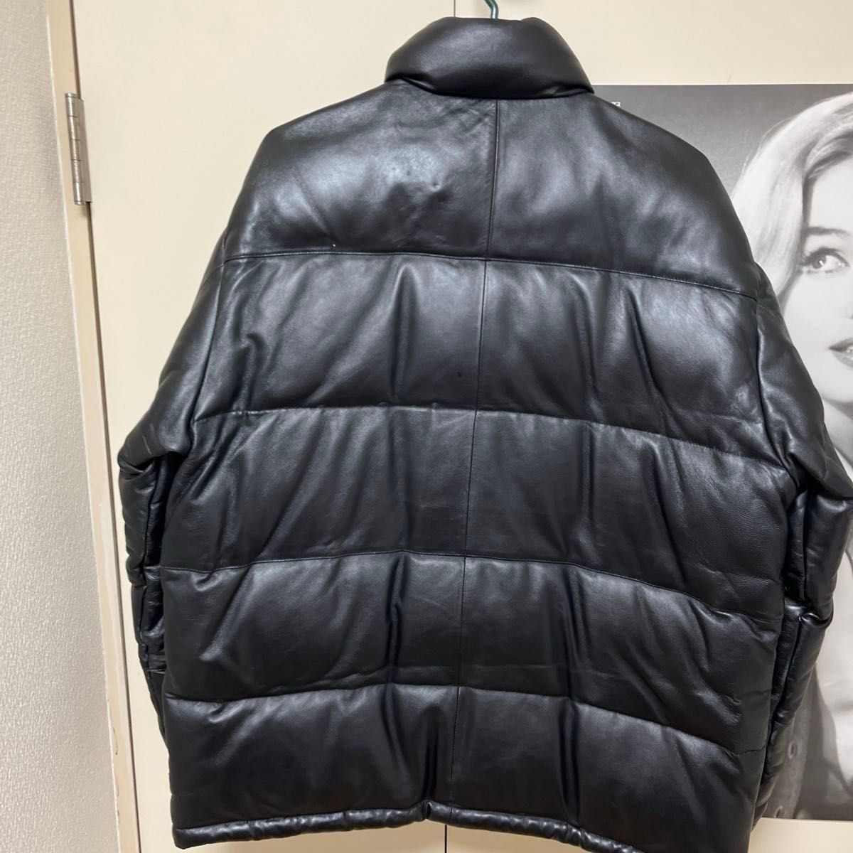 レザーダウンジャケット サイズL ダウン60% フェザー40% 羊革 黒 レザーダウンジャケット サイズL ダウン60% フェザー40% 羊革 黒