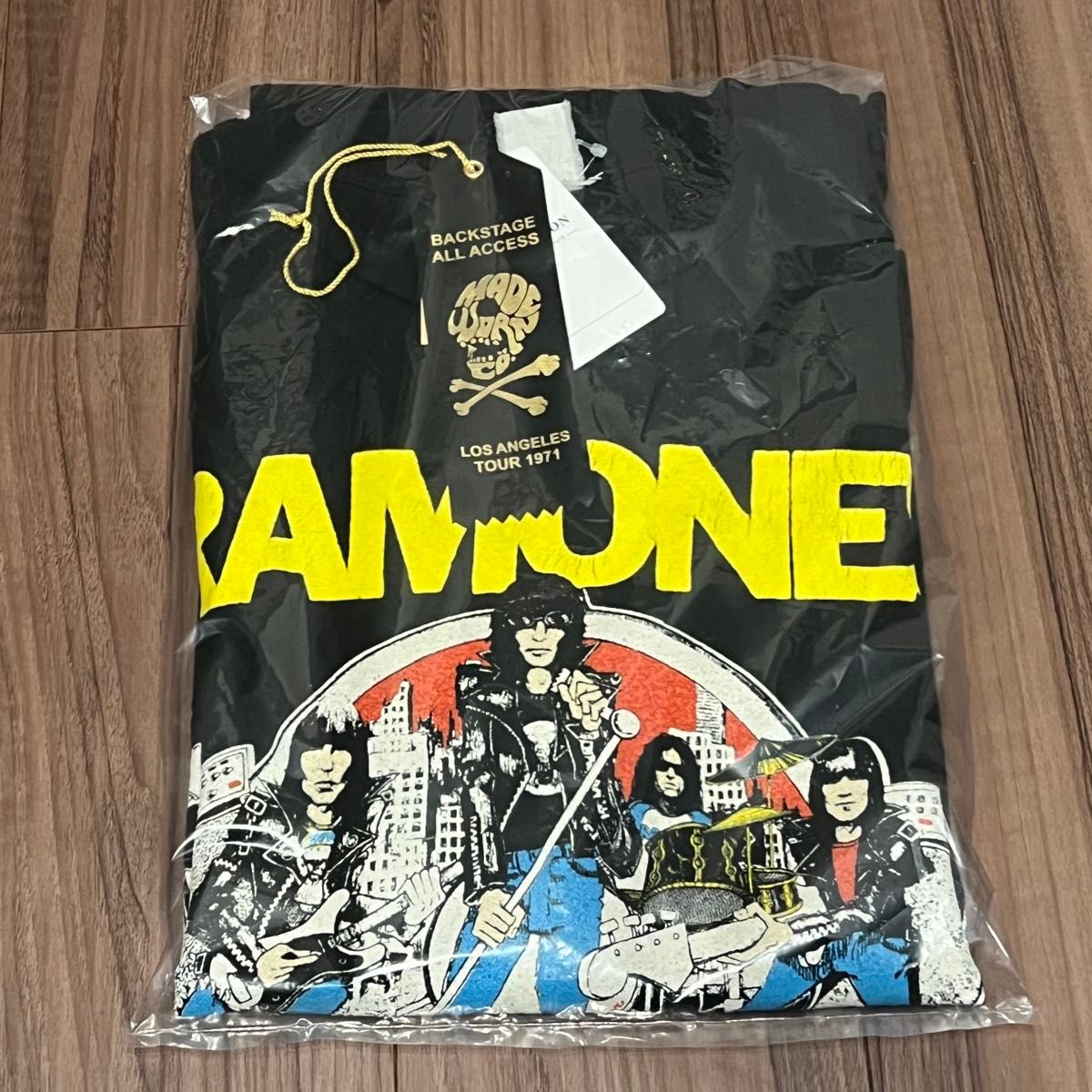 MADE WORN メイドウォーン The Ramones S/S Tシャツ 新品】MADE WORN/メイドウォーン The Ramones S/S Tシャツ