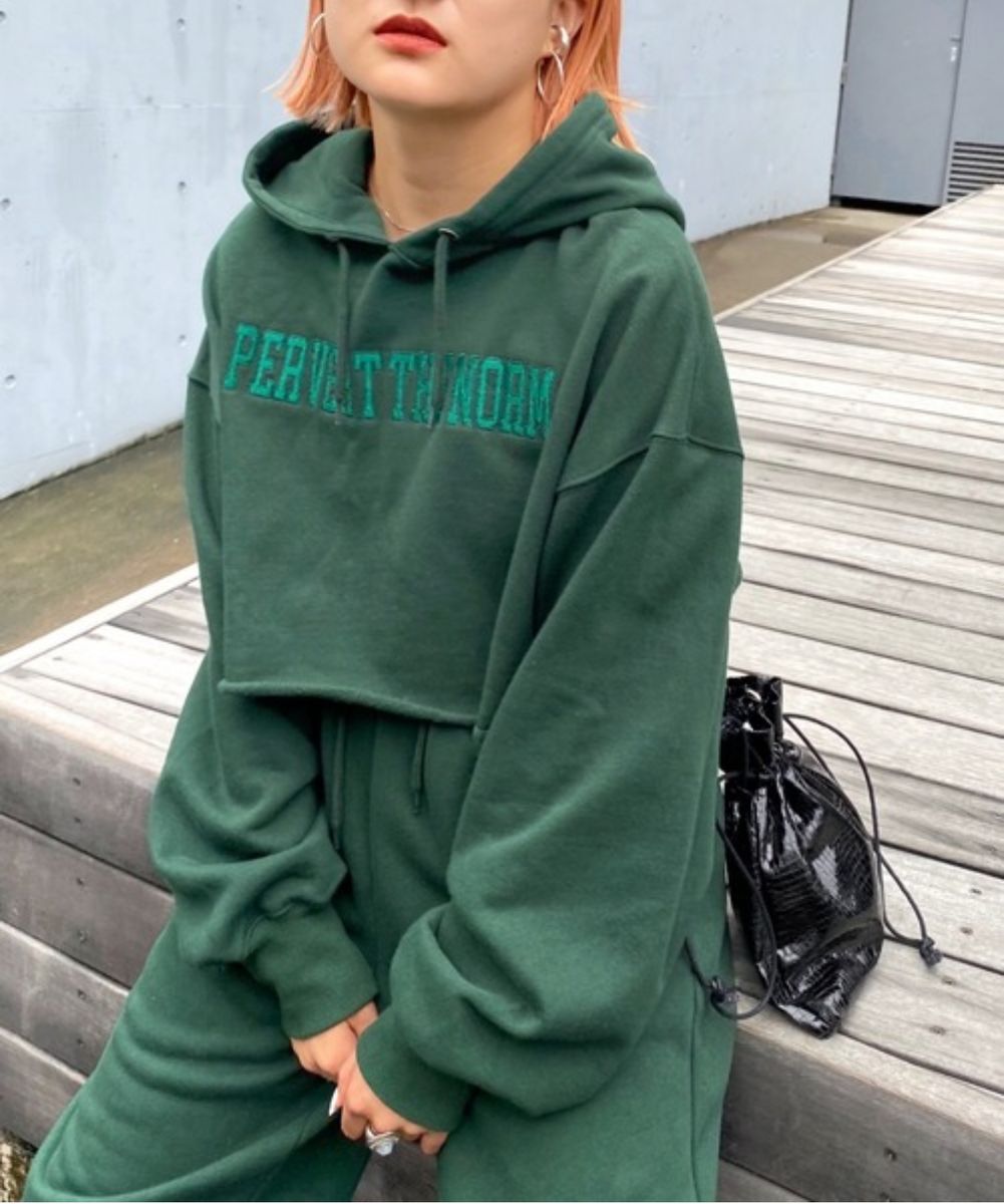 Alo Yoga(アロヨガ)の「【alo】Accolade Hoodie(パーカー Alo Yoga(アロヨガ)の「【alo】Accolade Hoodie(パーカー