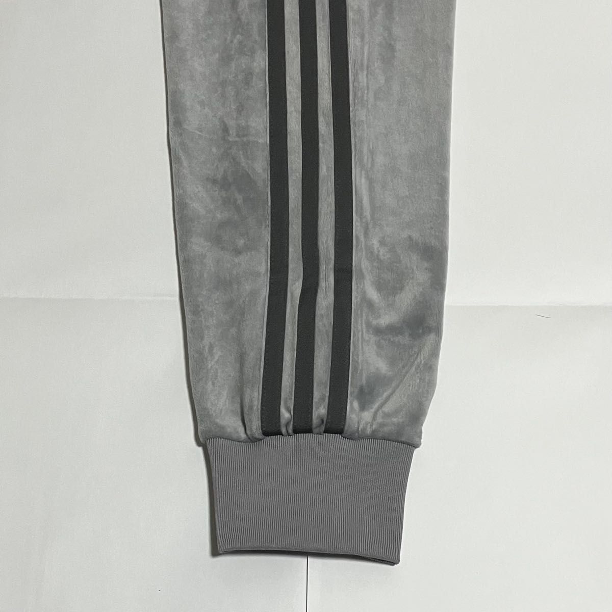 美品】adidas アディダス トラックジャケット ベロア 3本ライン 美品】adidas アディダス トラックジャケット ベロア 3本ライン