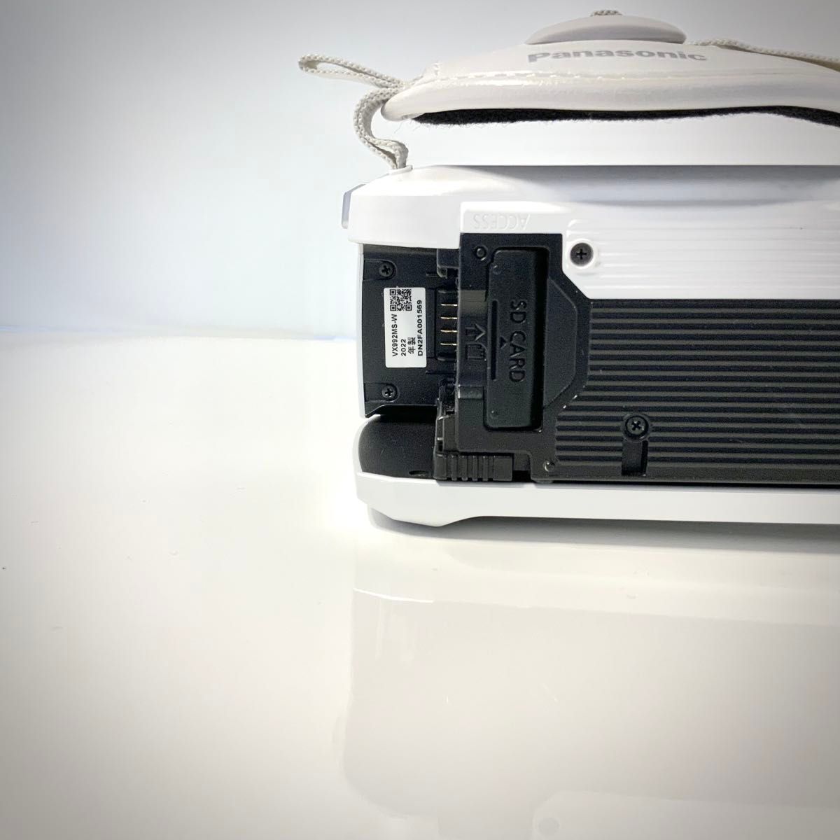 Panasonic デジタル4Kビデオカメラ 【HC-VX992MS-W】+(予備 Panasonic デジタル4Kビデオカメラ 【HC-VX992MS-W】+(予備