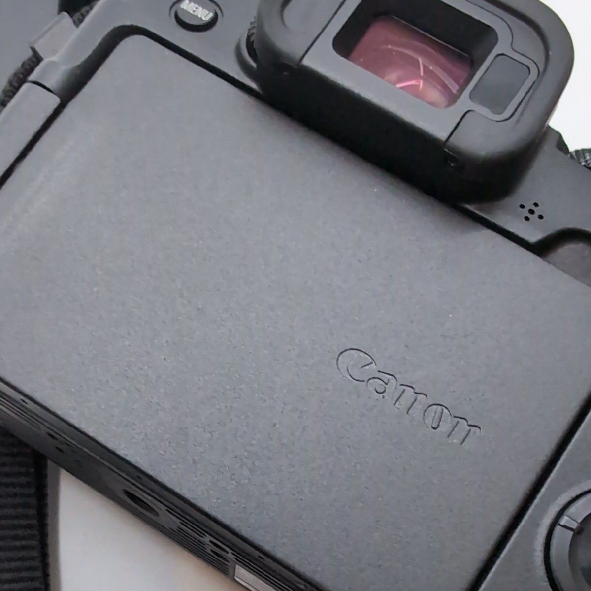 EOS RP ボディ 純正バッテリー2個 シャッター回数3%以下 Canon キャノン フルサイズ 動作確認済み EOS RP ボディ 純正バッテリー2個 シャッター回数3%以下 Canon キャノン フルサイズ 動作確認済み