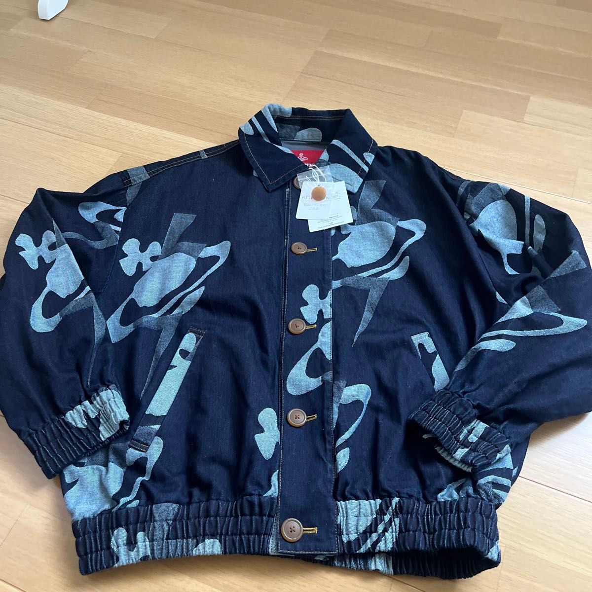 Vivienne Westwood 新品 ヴィヴィアンウエストウッド オーブ総柄 Vivienne Westwood 新品 ヴィヴィアンウエストウッド オーブ総柄