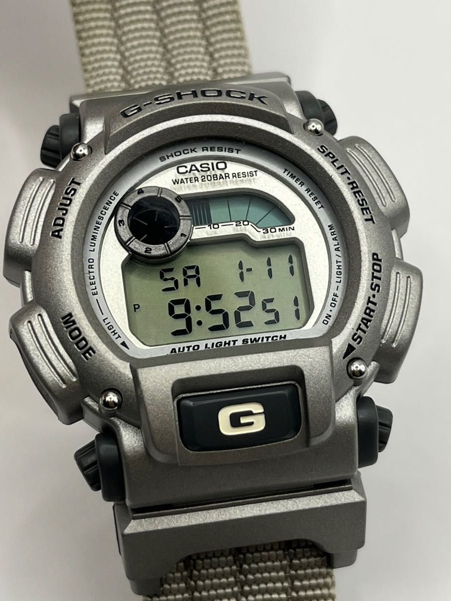 CASIO G-SHOCK トリプルクラウン 限定 オールシルバーモデル CASIO G-SHOCK トリプルクラウン 限定 オールシルバーモデル