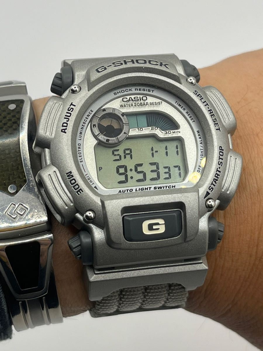 CASIO G-SHOCK トリプルクラウン 限定 オールシルバーモデル CASIO G-SHOCK トリプルクラウン 限定 オールシルバーモデル