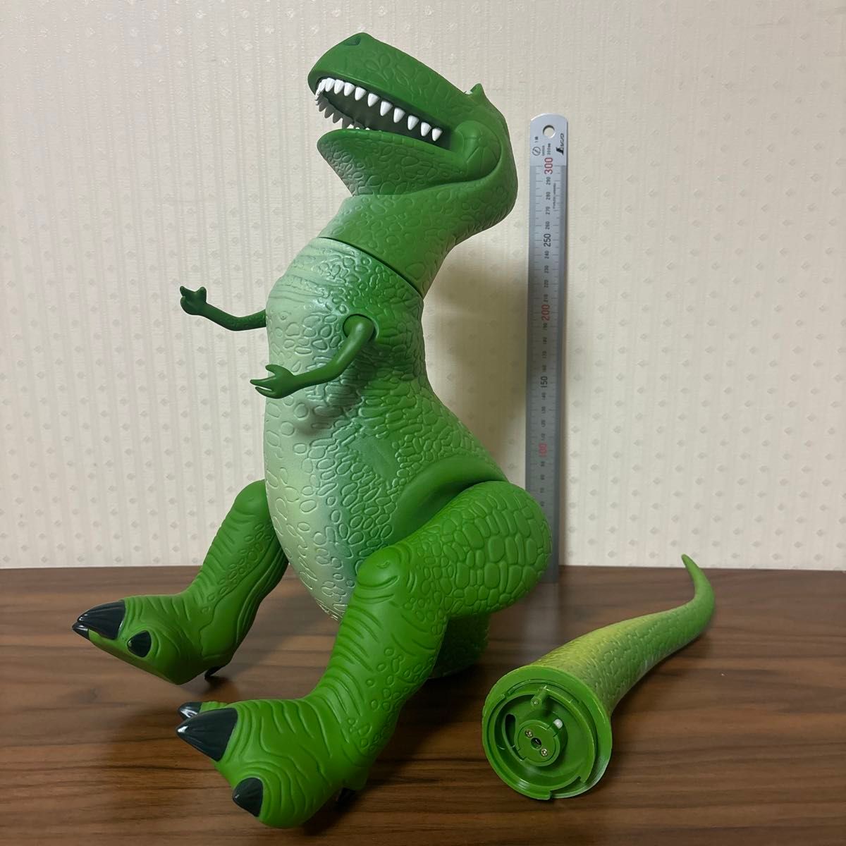 ディズニー トイストーリー トーキング レックス 等身大 日本語 ディズニー トイストーリー トーキング レックス 等身大 日本語