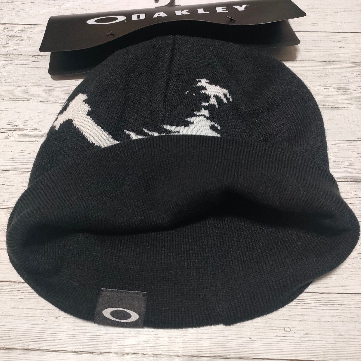 ブラック】オークリー OAKLEY ブラック ホワイト ビーニー ブラック】オークリー OAKLEY ブラック ホワイト ビーニー