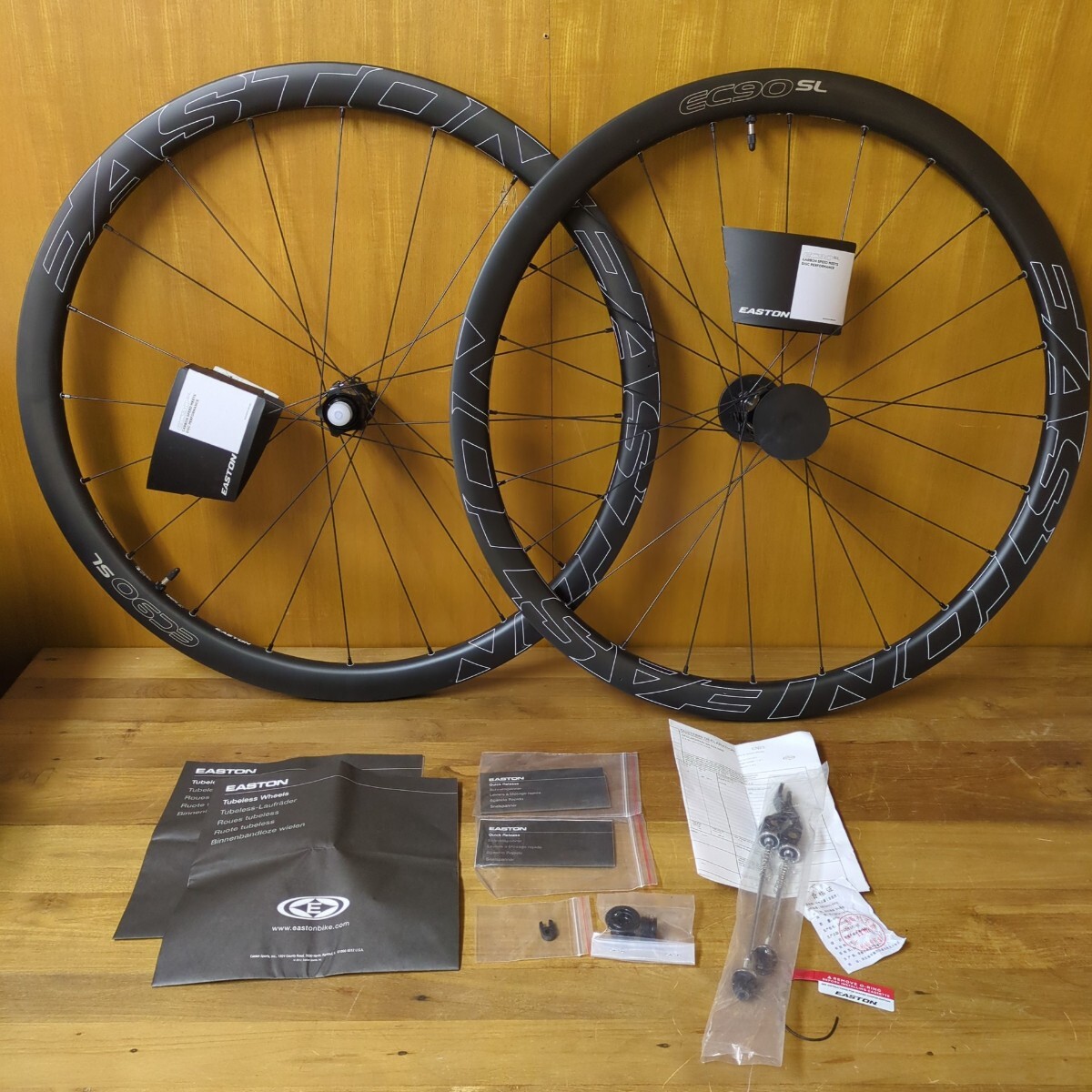 Yahoo!オークション - 未使用 EASTON EC90 SL DISC WHEELS Yahoo!オークション - 未使用 EASTON EC90 SL DISC WHEELS
