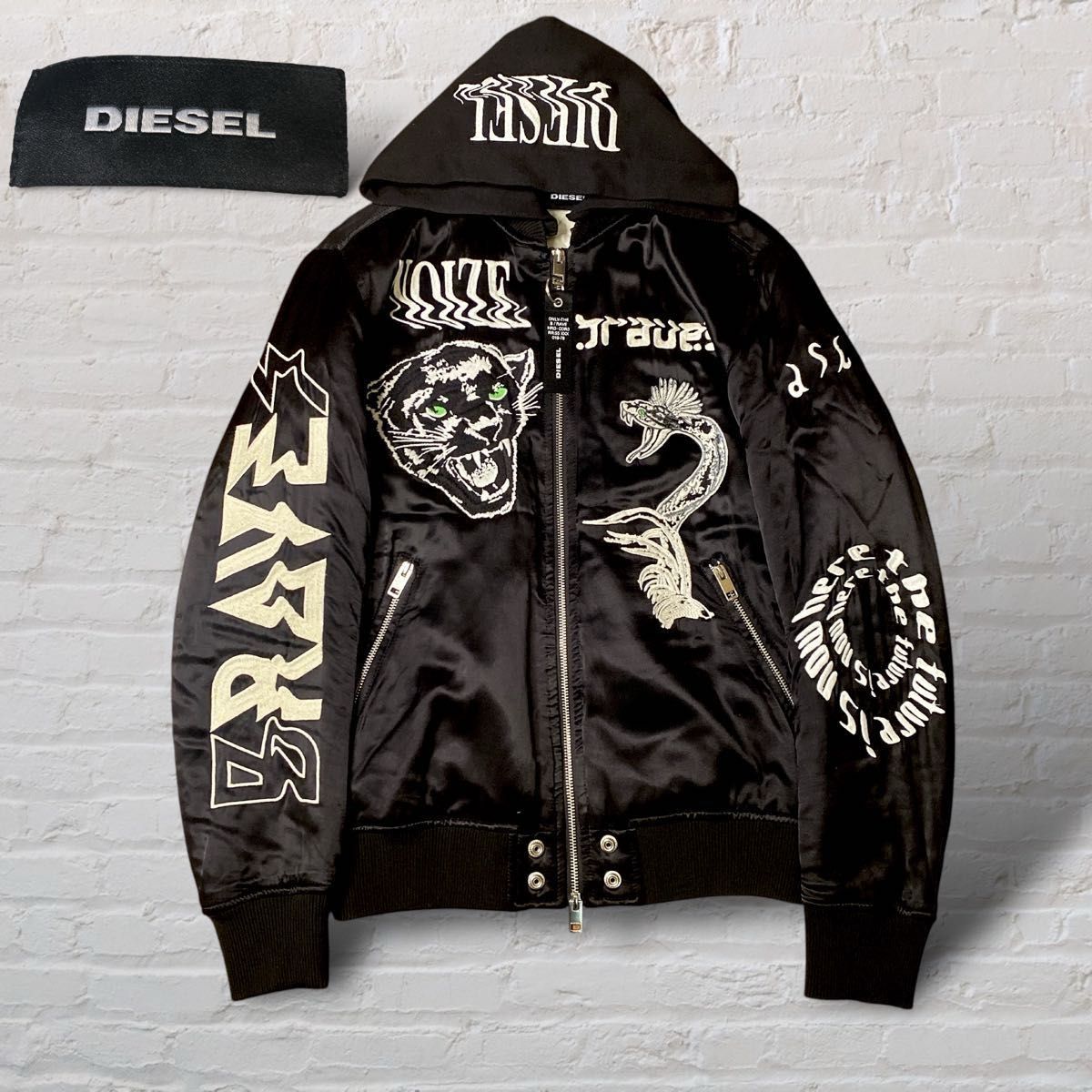 美品】DIESEL ディーゼル ブルゾン MA-1 スカジャン 刺繍 フード 美品】DIESEL ディーゼル ブルゾン MA-1 スカジャン 刺繍 フード