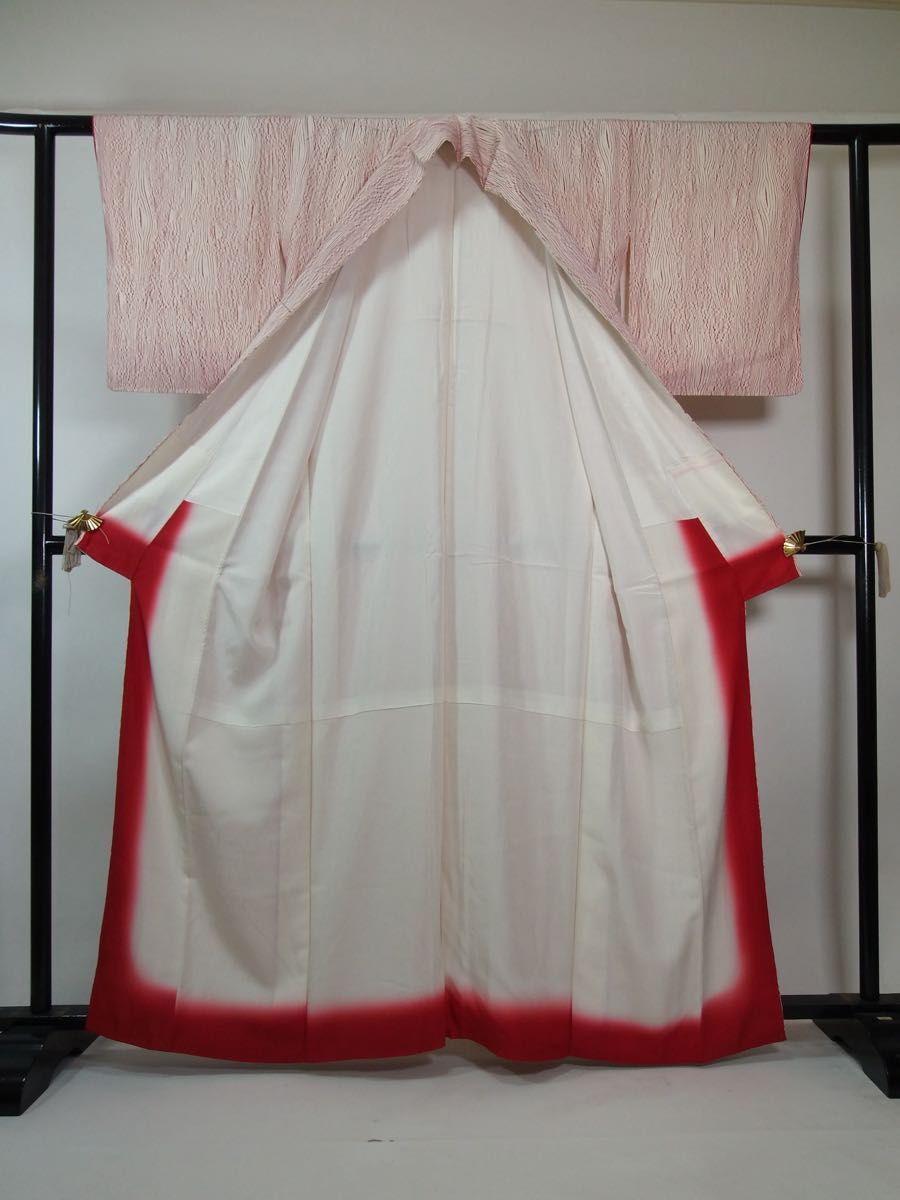 未使用 総絞り 小紋 杢目絞り 木目文様 美品 正絹 着物 白×臙脂 未使用 総絞り 小紋 杢目絞り 木目文様 美品 正絹 着物 白×臙脂