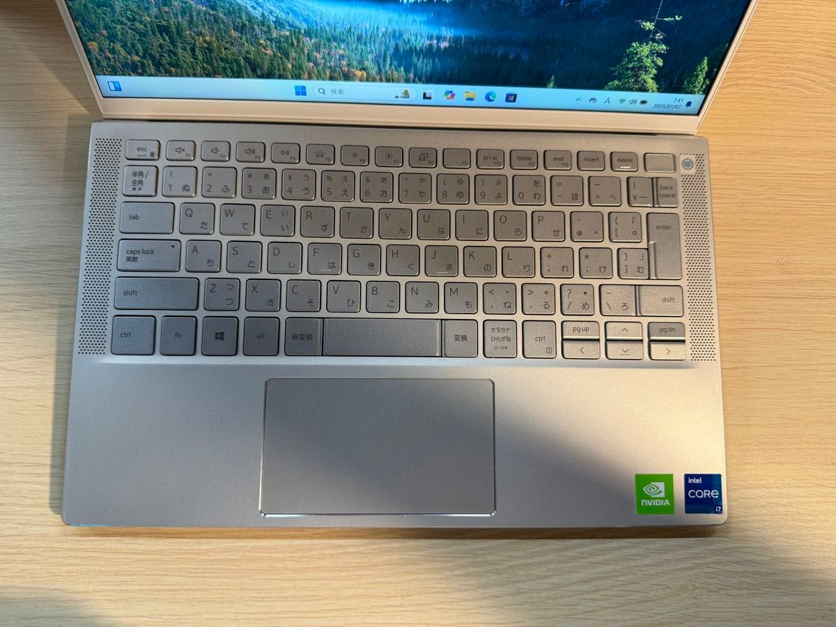 即使用可能】Dell Inspiron 7300 Core i7 1165G7 メモリ16GB 即使用可能】Dell Inspiron 7300 Core i7 1165G7 メモリ16GB