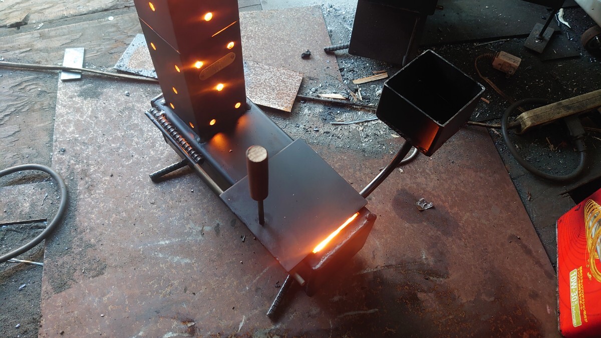 受注製作】 廃油ストーブ【エコノミー】0476 自然吸気 アース 受注製作】 廃油ストーブ【エコノミー】0476 自然吸気 アース