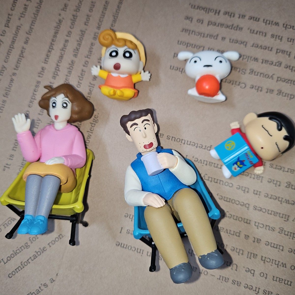 美品 クレヨンしんちゃん ヒロシ ミサエ シロ ひまわり 美品 クレヨンしんちゃん ヒロシ ミサエ シロ ひまわり