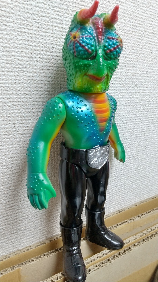 メディコム東映レトロ怪人死神カメレオン男スタンダード ソフビ メディコム東映レトロ怪人死神カメレオン男スタンダード ソフビ