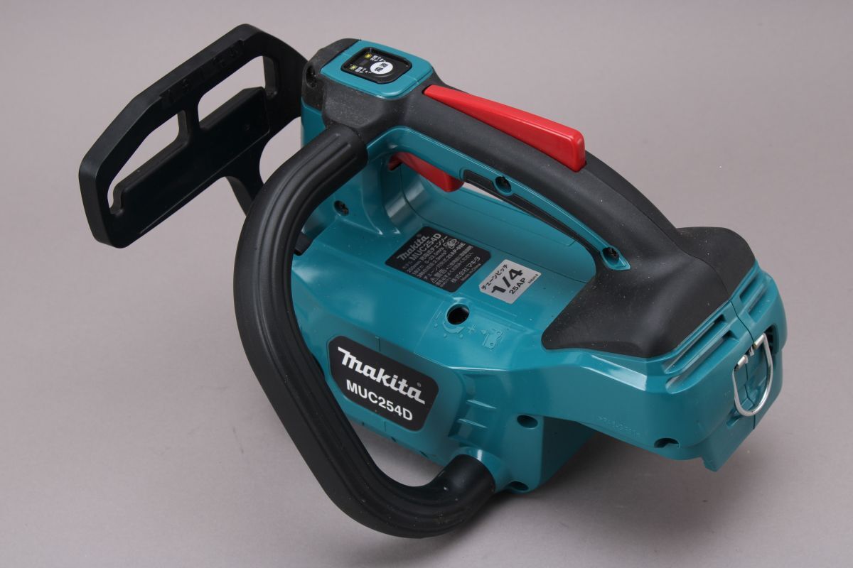 良品 makita 充電式チェンソー MUC254D 動作確認済 バッテリー 良品 makita 充電式チェンソー MUC254D 動作確認済 バッテリー
