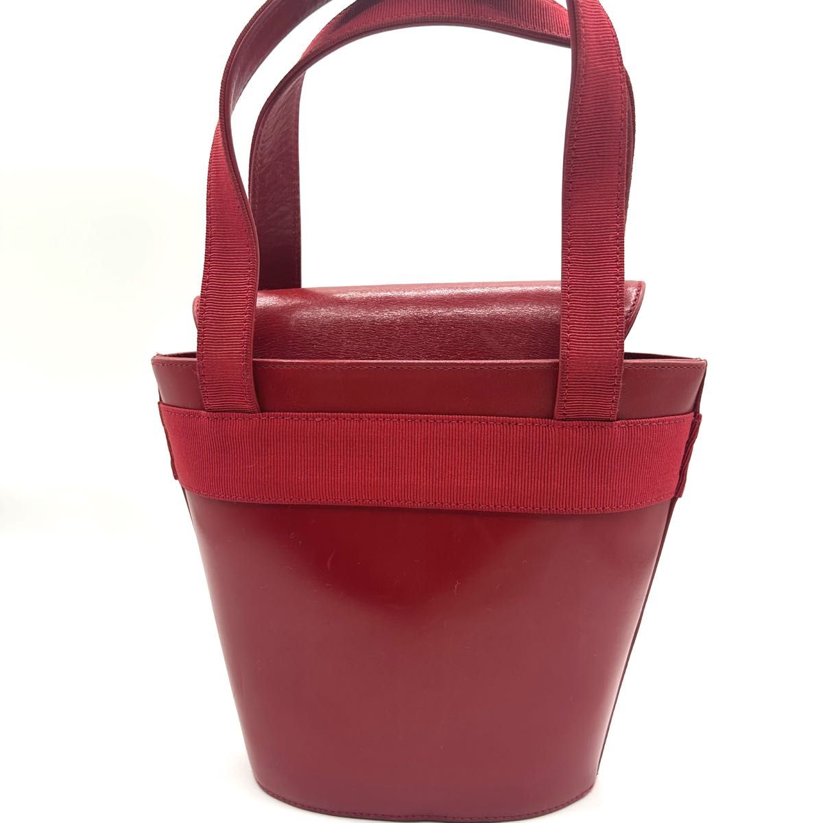 希少カラー Salvatore Ferragamo フェラガモ ヴァラリボン 希少カラー Salvatore Ferragamo フェラガモ ヴァラリボン
