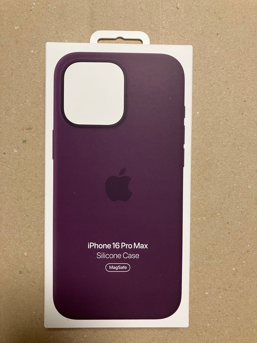 【新品未開封】iPhone16 ProMax ケース プラム MYYW3FE/A 新品未開封】iPhone16 ProMax ケース プラム MYYW3FE/A iPhone用