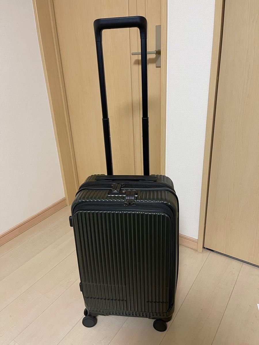 イノベーター Innovator スーツケース INV50 オリーブドラブ イノベーター Innovator スーツケース INV50 オリーブドラブ
