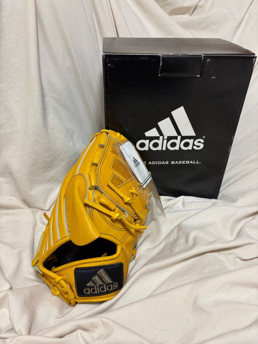 タグ付き 未使用品 adidas Professional 投手用 軟式グローブ タグ付き 未使用品 adidas Professional 投手用 軟式グローブ