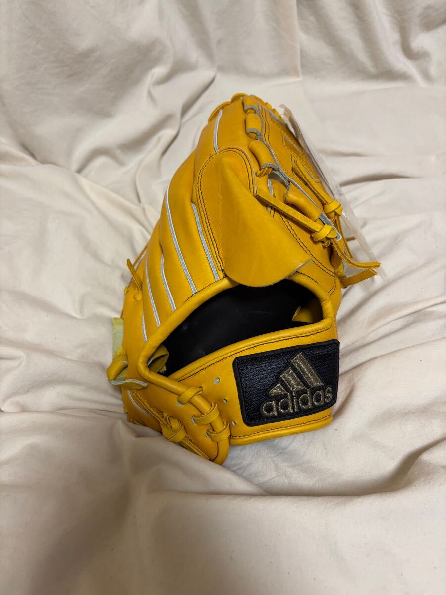 タグ付き 未使用品 adidas Professional 投手用 軟式グローブ タグ付き 未使用品 adidas Professional 投手用 軟式グローブ