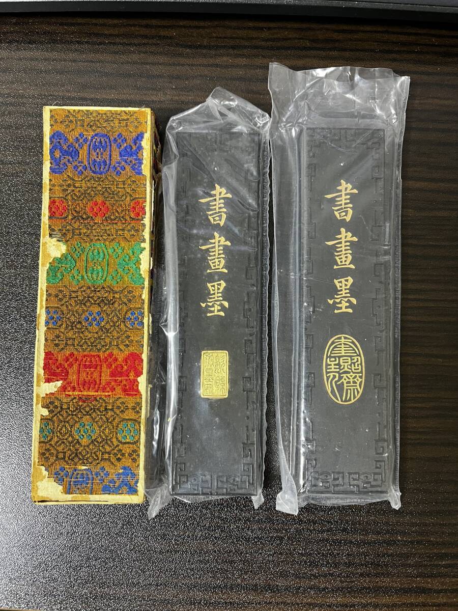 掛軸 稲葉心田筆 一行書 「夢」 時代箱 N 5544A 撓ん 掛軸 稲葉心田筆 一行書 「夢」 時代箱 N 5544A 撓ん