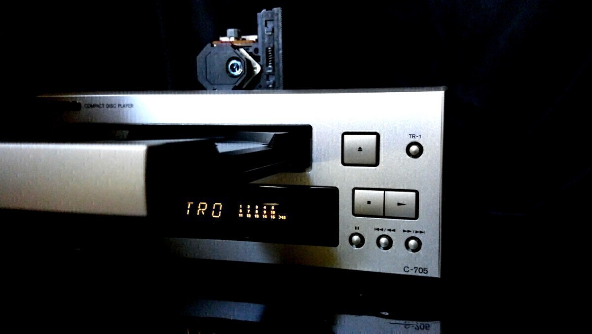 ONKYO C-705 オンキヨー 高音質CDプレーヤー♪除菌清掃品 ONKYO C-705 オンキヨー 高音質CDプレーヤー♪除菌清掃品