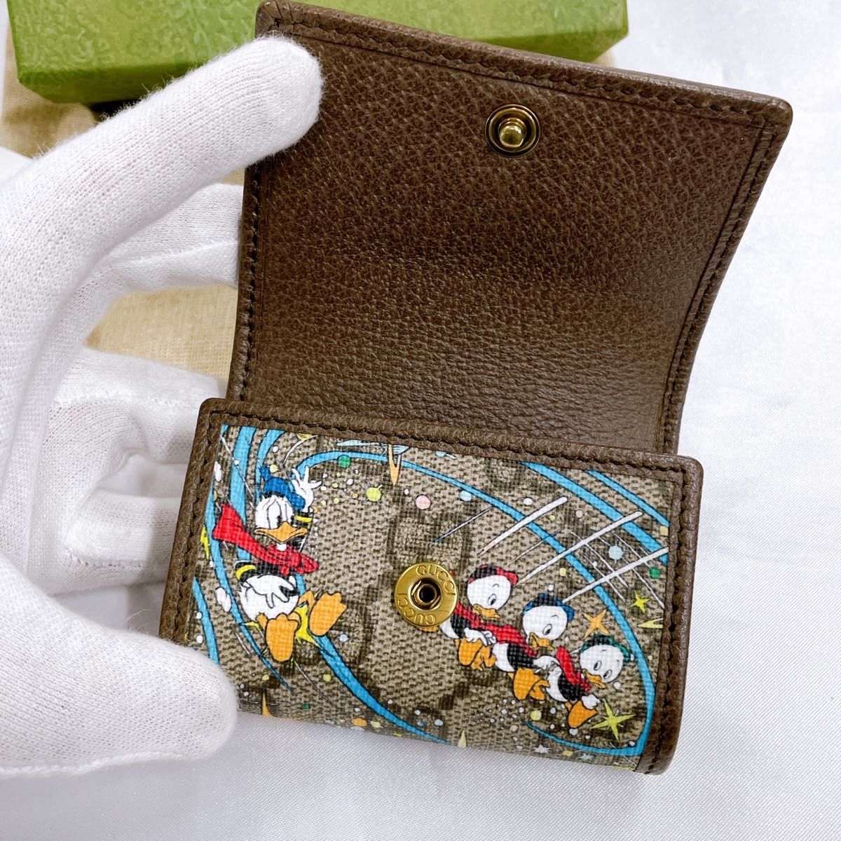 グッチ DISNEY x GUCCI ドナルドダック AirPods ケース イヤホン グッチ DISNEY x GUCCI ドナルドダック AirPods ケース イヤホン