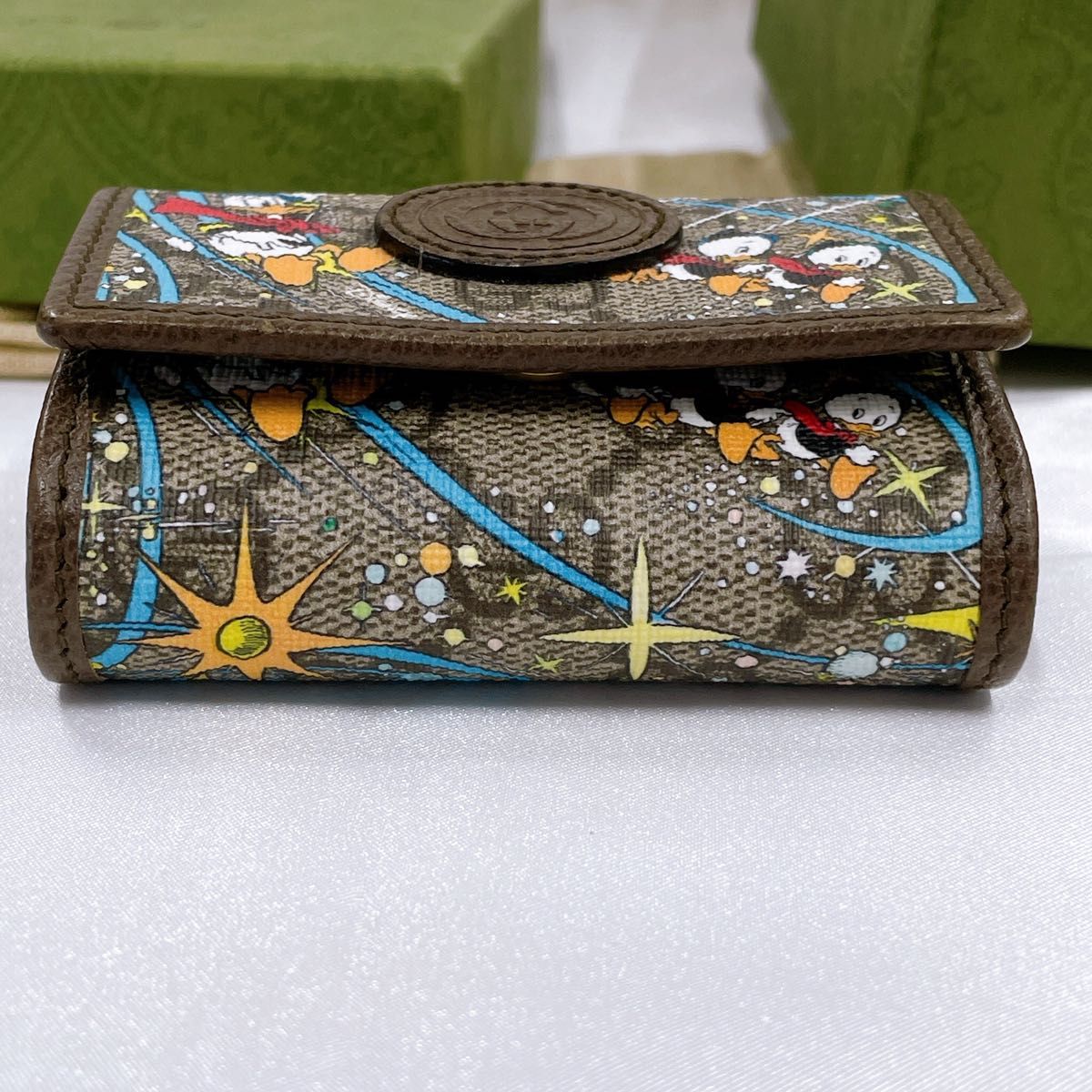 グッチ DISNEY x GUCCI ドナルドダック AirPods ケース イヤホン グッチ DISNEY x GUCCI ドナルドダック AirPods ケース イヤホン