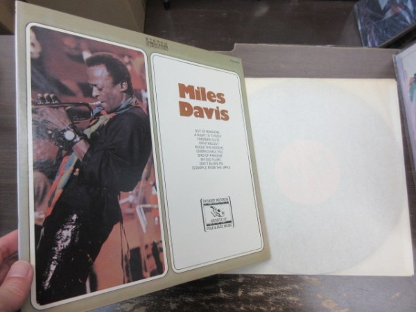 RKK８///LP★無傷★　Miles Davis（マイルス・デイヴィス）EVEREST US盤 手書きMAT FS283_画像1