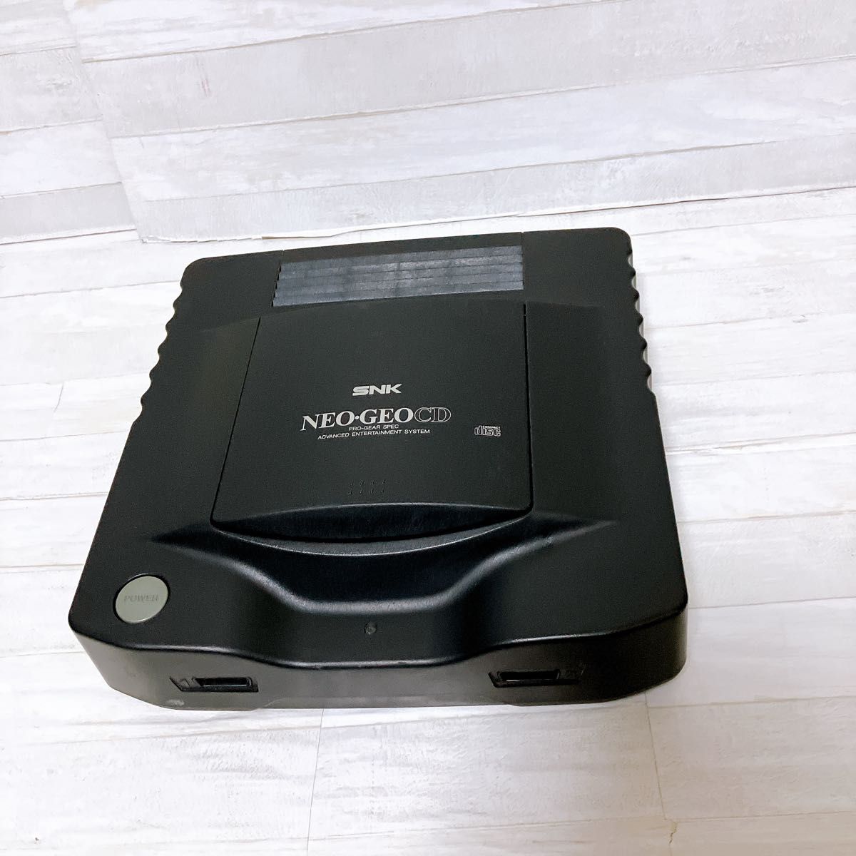 SNK NEO-GEO CD ネオジオCD ゲーム機 家庭用 コントローラー2体 SNK NEO-GEO CD ネオジオCD ゲーム機 家庭用 コントローラー2体