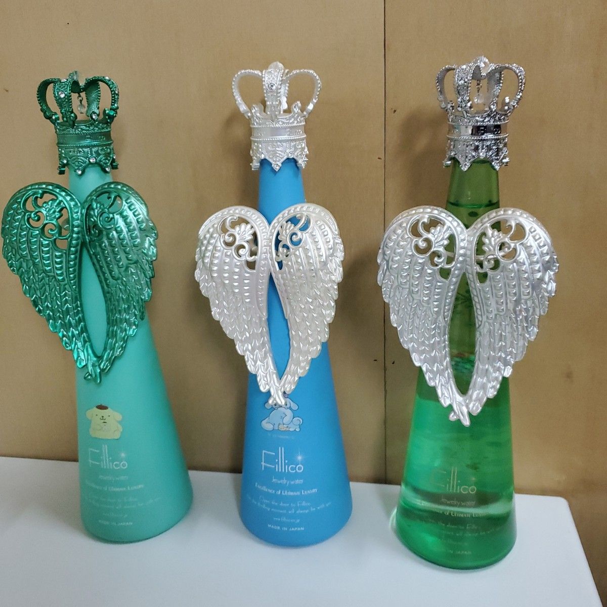 サンリオ フィリコ FilicoJewelry 3本空き瓶 セット 王冠 翼付き サンリオ フィリコ FilicoJewelry 3本空き瓶 セット 王冠 翼付き