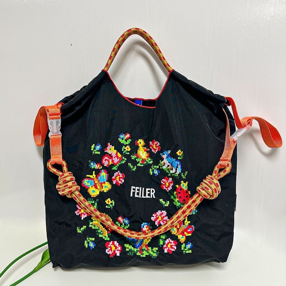 新品 ボールアンドチェーン×フェイラーエコバッグハイジ刺繍 新品 ボールアンドチェーン×フェイラーエコバッグハイジ刺繍