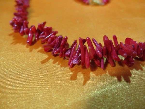 ... necklace ②.. coral ornament 