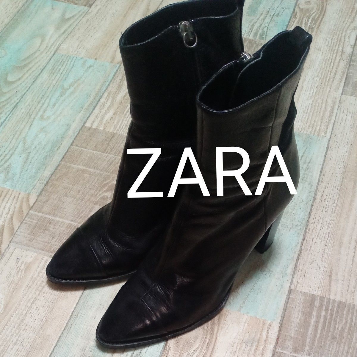 ZARA　ザラ　37　23.5　 ショートブーツ ブラック ブーツ レザー 黒　スペイン製　サイドジップ　レザー　本革　太いヒール