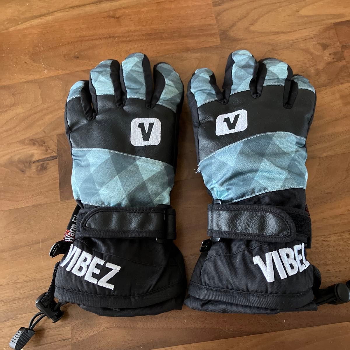 スキー手袋 スノーボード グローブ VIBEZ レディース SM|Yahoo スキー手袋 スノーボード グローブ VIBEZ レディース SM|Yahoo