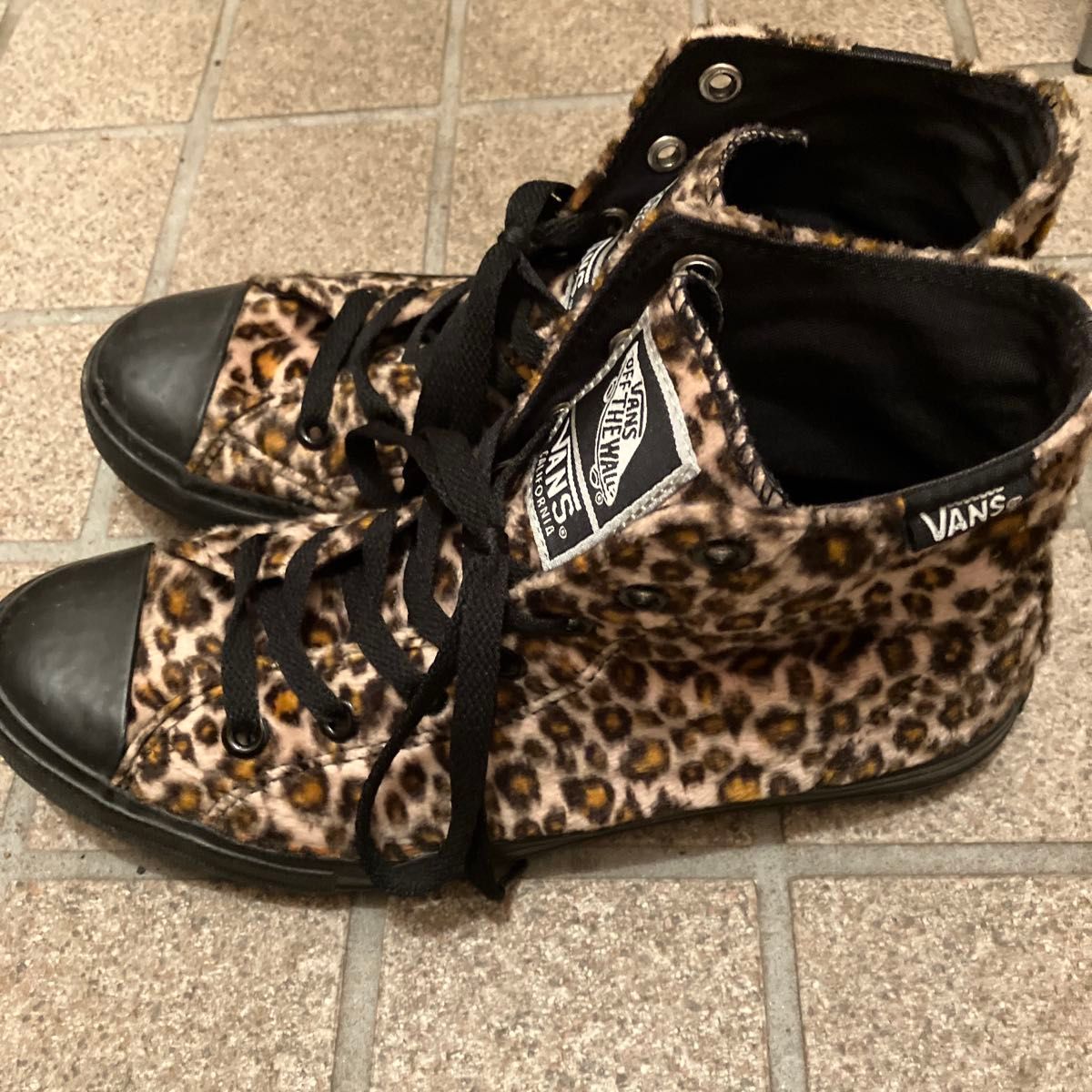 VANS バンズ レオパード スニーカー ハイカットスニーカー HI VANS バンズ レオパード スニーカー ハイカットスニーカー HI