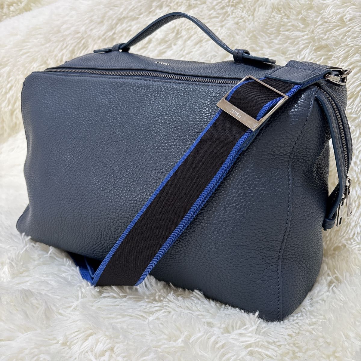 未使用】FURLA イカロ 4way レザーショルダーバッグ 本革 未使用】FURLA イカロ 4way レザーショルダーバッグ 本革