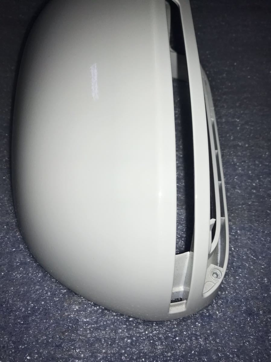  Audi A5 8T series door mirror cover RH side 