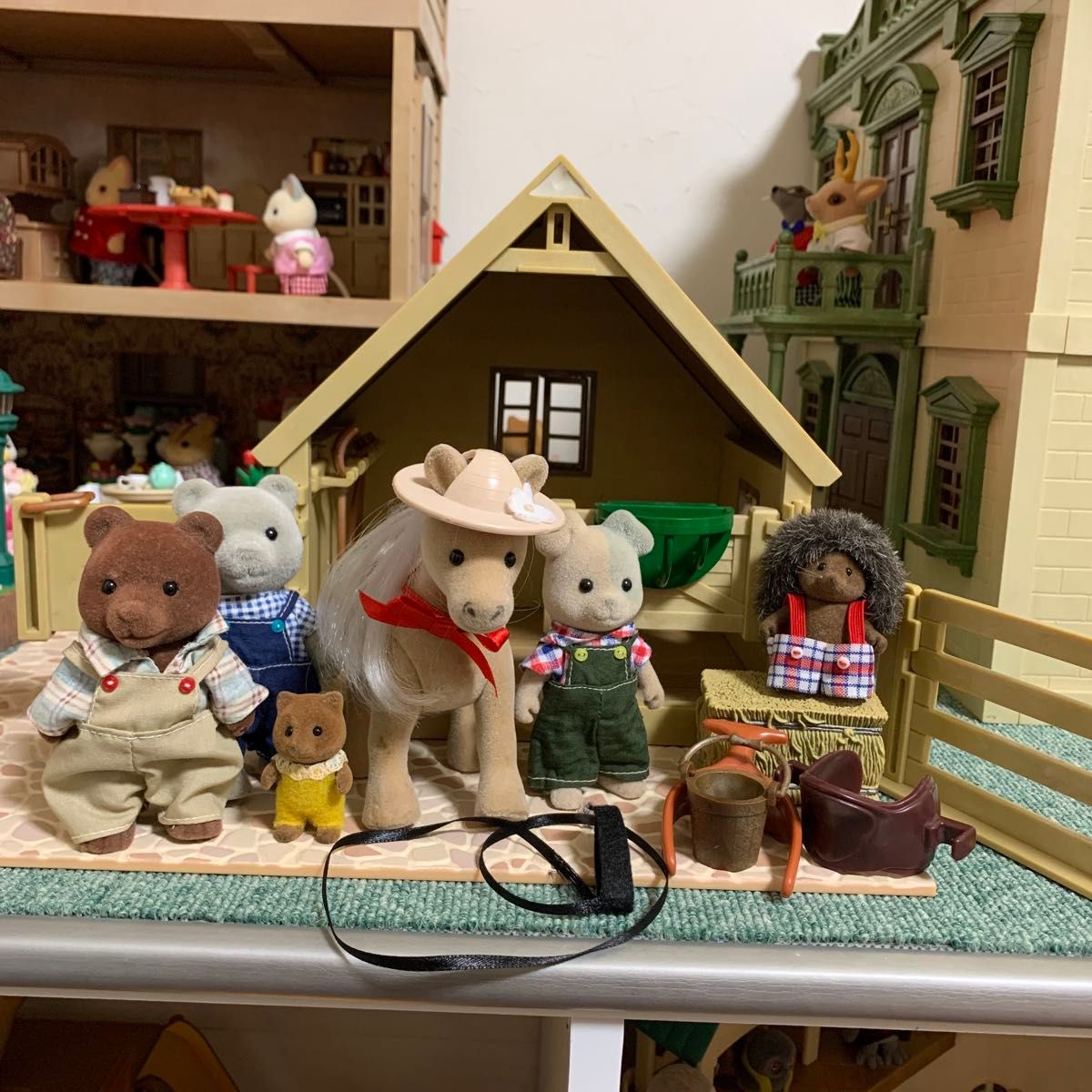 シルバニアファミリー 馬 馬小屋 ポニーハウス TOMY箱付き シルバニアファミリー 馬 馬小屋 ポニーハウス TOMY箱付き