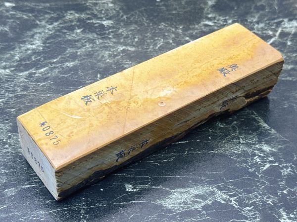 内曇 蓮華沢山 1648g 5.8cm極厚 天然砥石 刃引 地引 刃艶 包丁 内曇 蓮華沢山 1648g 5.8cm極厚 天然砥石 刃引 地引 刃艶 包丁
