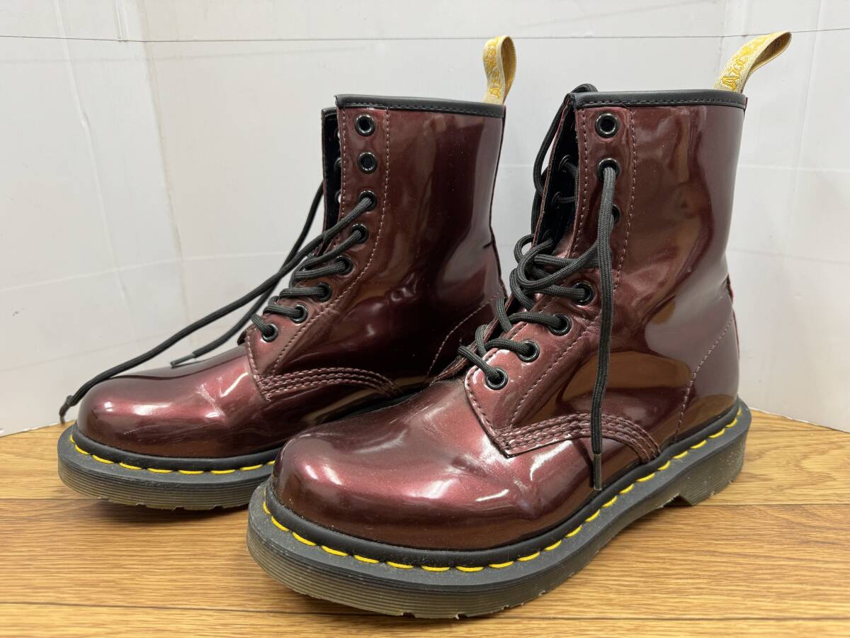 58229.0111Y】中古品 ☆ Dr.Martens チェリーレッド エナメル 8 58229.0111Y】中古品 ☆ Dr.Martens チェリーレッド エナメル 8