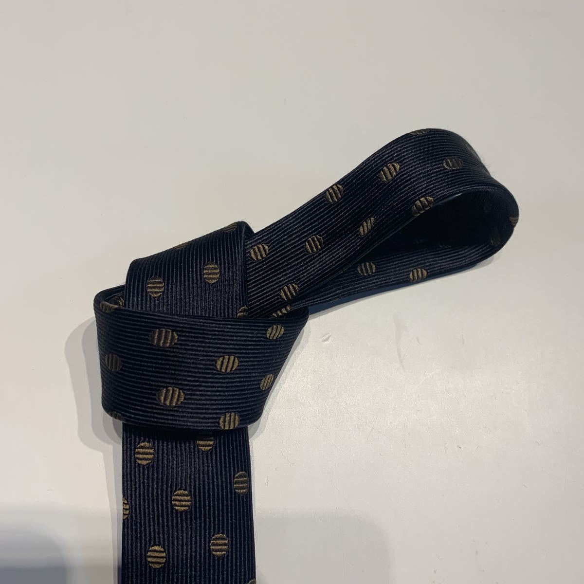 approximately 2 ten thousand jpy regular goods Dolce & Gabbana men's business casual narrow necktie DOLCE&GABBANA polka dot Italy made DG D&G necktie 