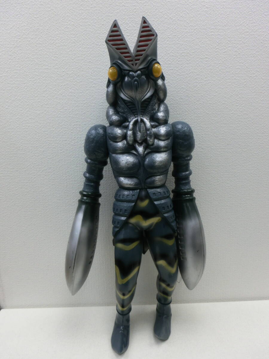 【在庫一掃】 ite/497746/0112/BANDAI ジャイアントスケール バルタン星人 1990年 高さ:約63cm/made in Japan バルタン星人